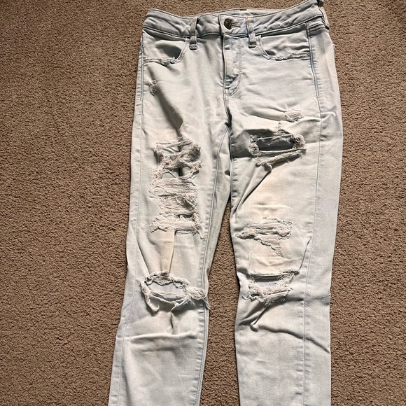 American Eagle size 6 skinny jeans - Picture 2 of 4